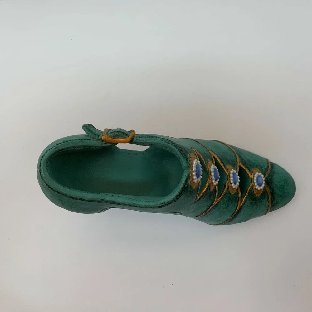 Resin Green High Heel Shoe Art Deco Decoration‎ Boutique Store Home 10 x 5 1/2